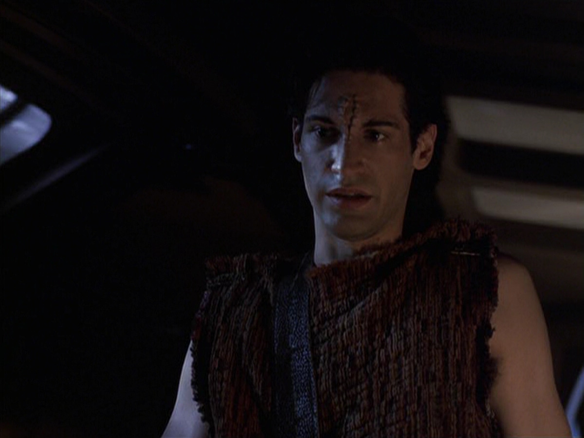 extant_StarTrek_VOY_6x22-Muse_00836.jpg