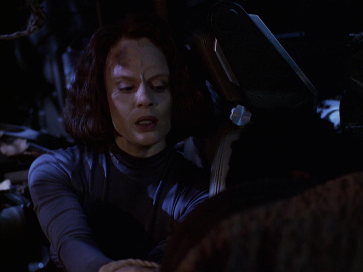 extant_StarTrek_VOY_6x22-Muse_00848.jpg