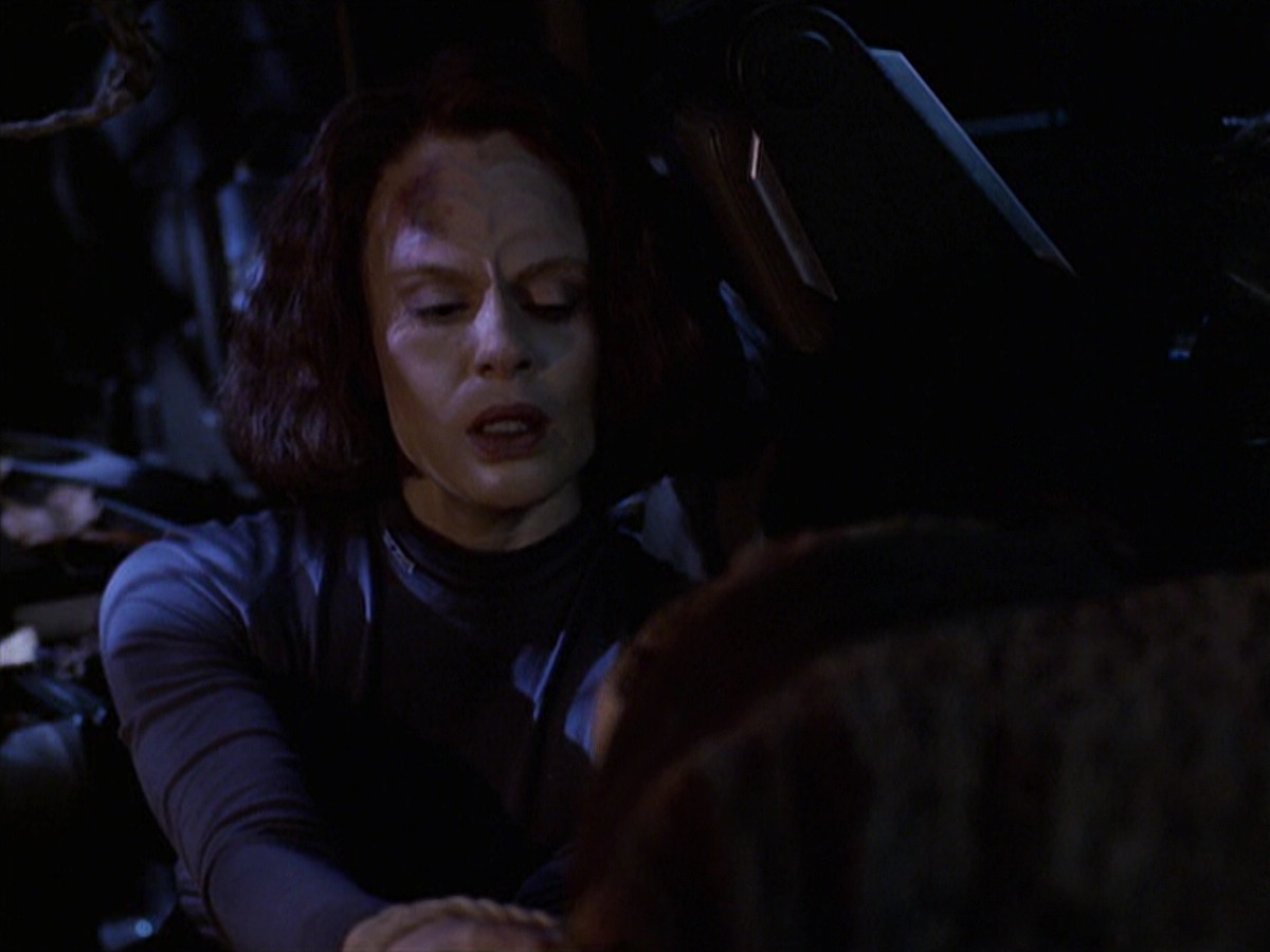 extant_StarTrek_VOY_6x22-Muse_00849.jpg