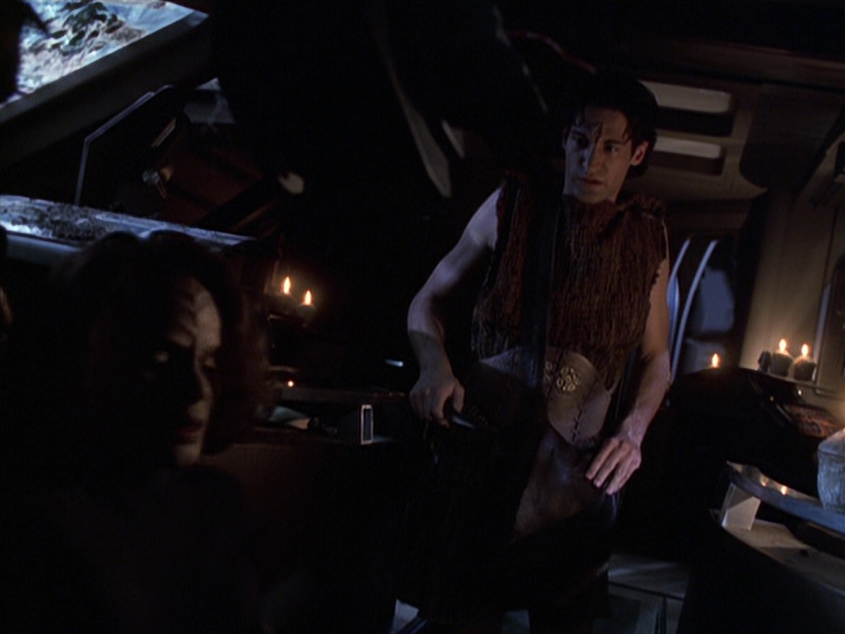 extant_StarTrek_VOY_6x22-Muse_00857.jpg