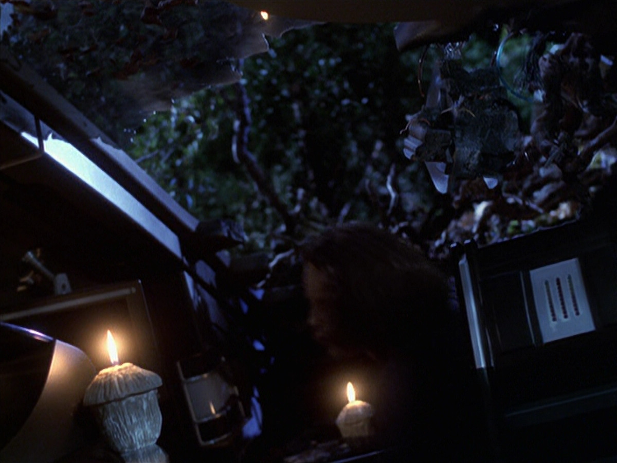 extant_StarTrek_VOY_6x22-Muse_00860.jpg