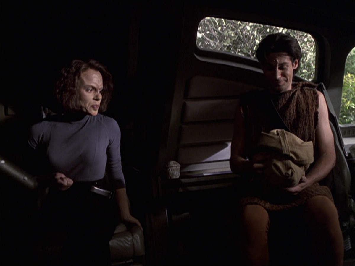 extant_StarTrek_VOY_6x22-Muse_00958.jpg