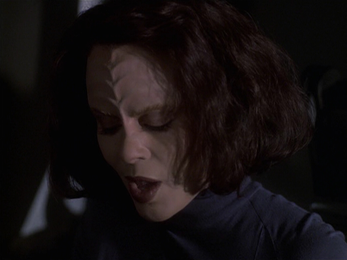 extant_StarTrek_VOY_6x22-Muse_01009.jpg