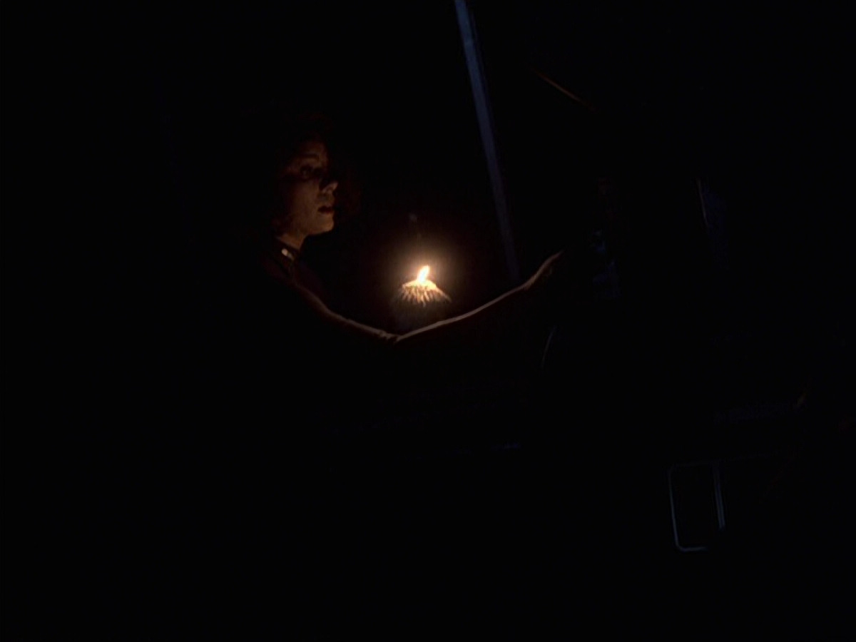 extant_StarTrek_VOY_6x22-Muse_01083.jpg