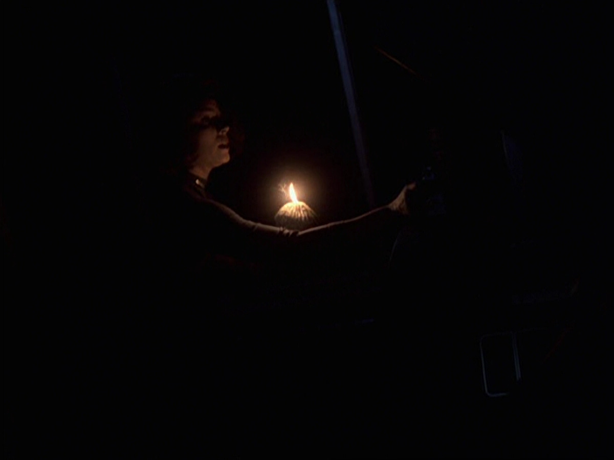extant_StarTrek_VOY_6x22-Muse_01084.jpg