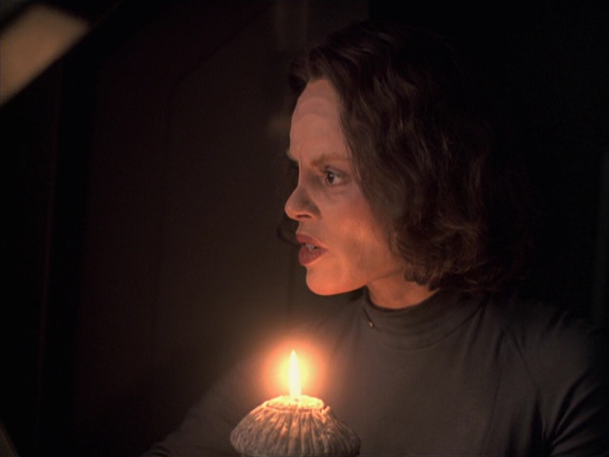 extant_StarTrek_VOY_6x22-Muse_01111.jpg