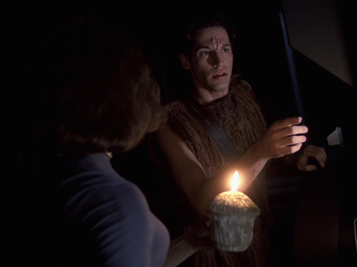 extant_StarTrek_VOY_6x22-Muse_01127.jpg