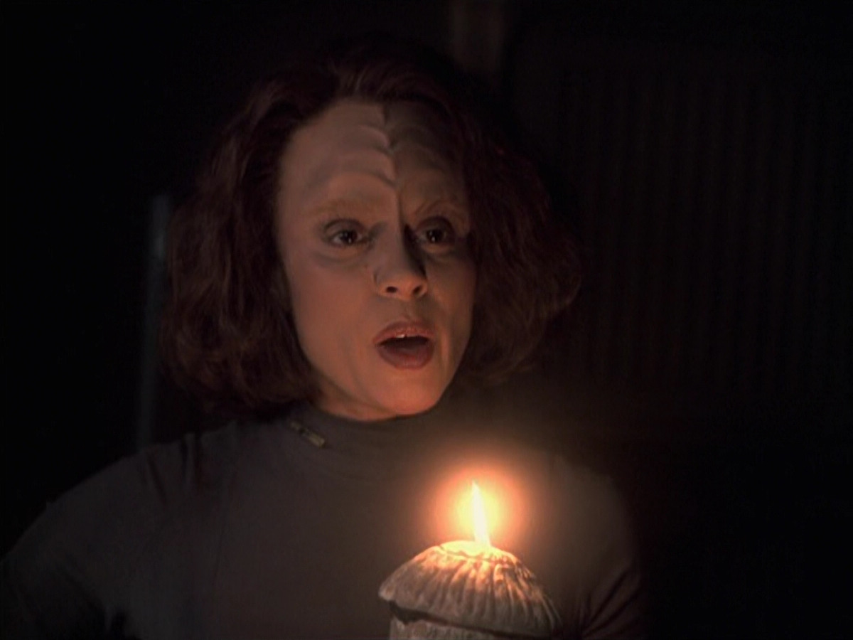 extant_StarTrek_VOY_6x22-Muse_01192.jpg