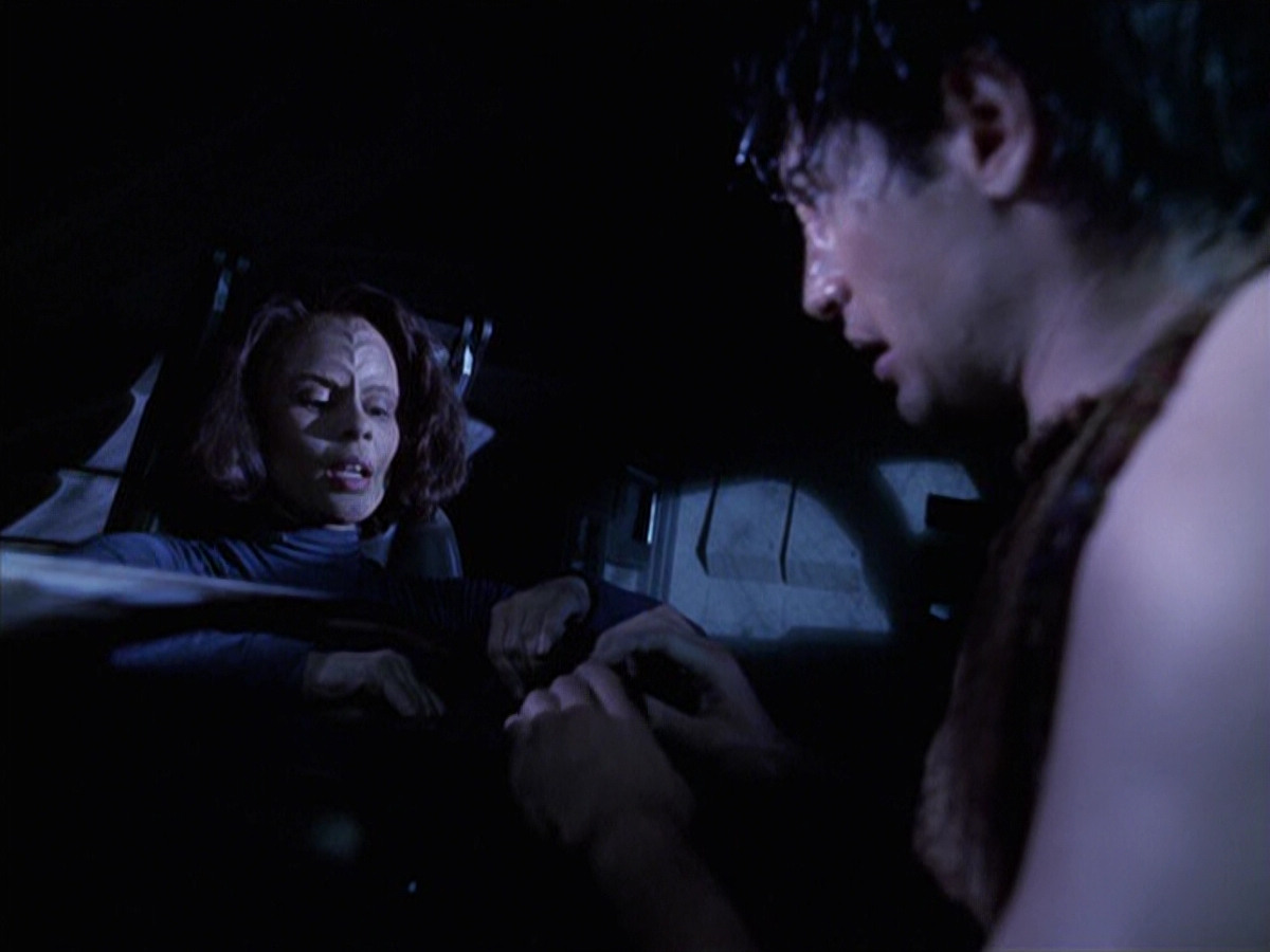 extant_StarTrek_VOY_6x22-Muse_01242.jpg