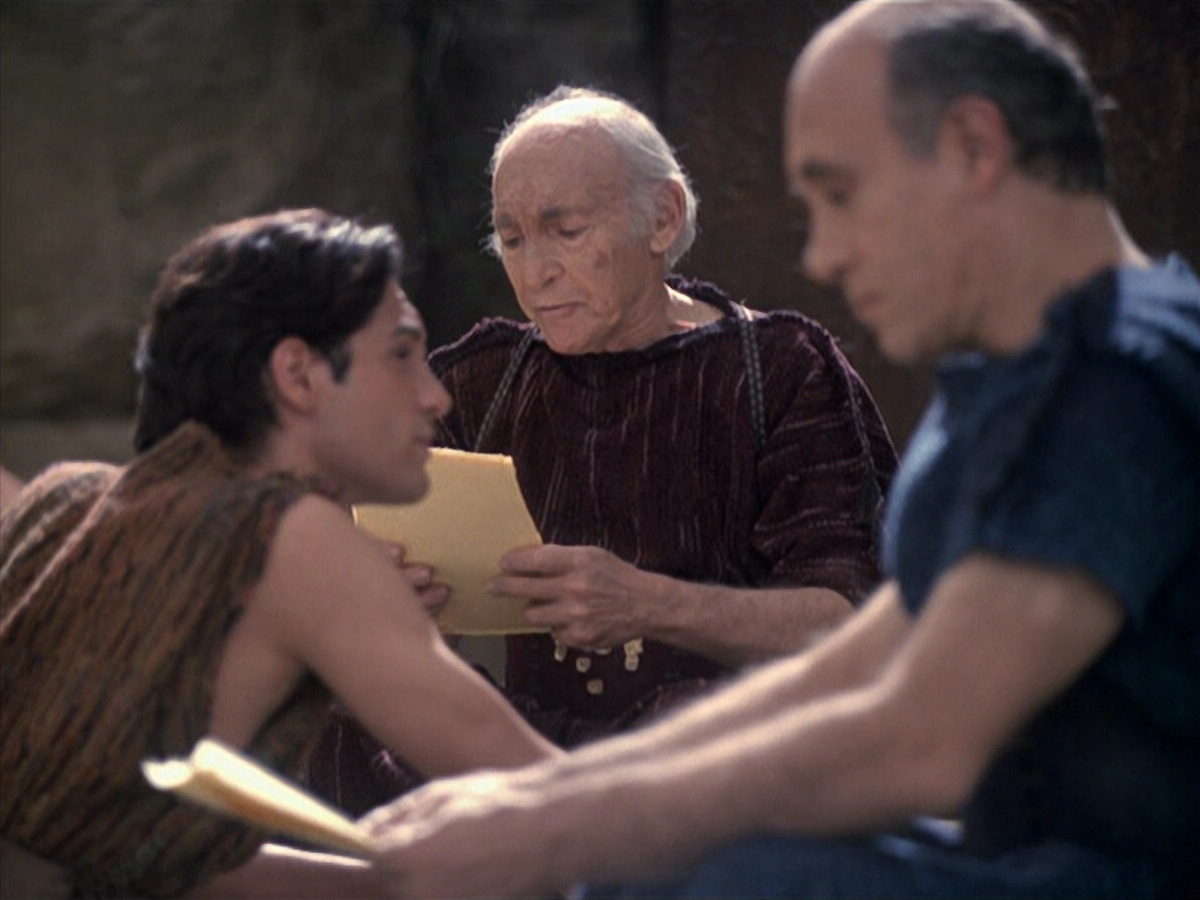 extant_StarTrek_VOY_6x22-Muse_01345.jpg