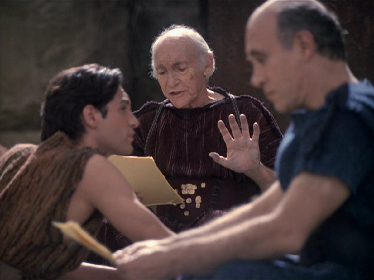 extant_StarTrek_VOY_6x22-Muse_01347.jpg