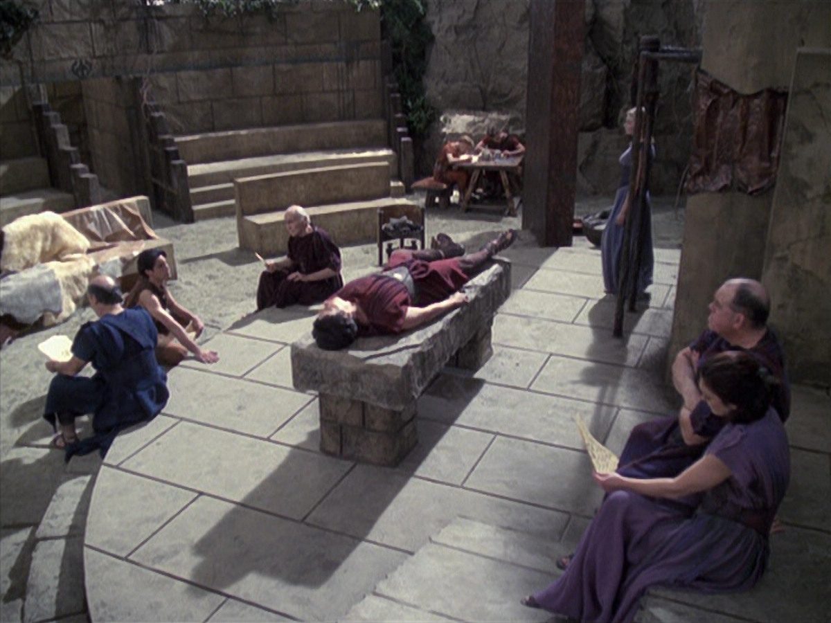 extant_StarTrek_VOY_6x22-Muse_01354.jpg