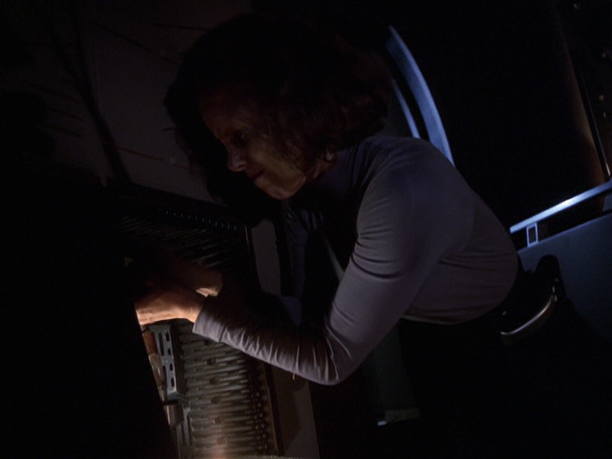 extant_StarTrek_VOY_6x22-Muse_01461.jpg