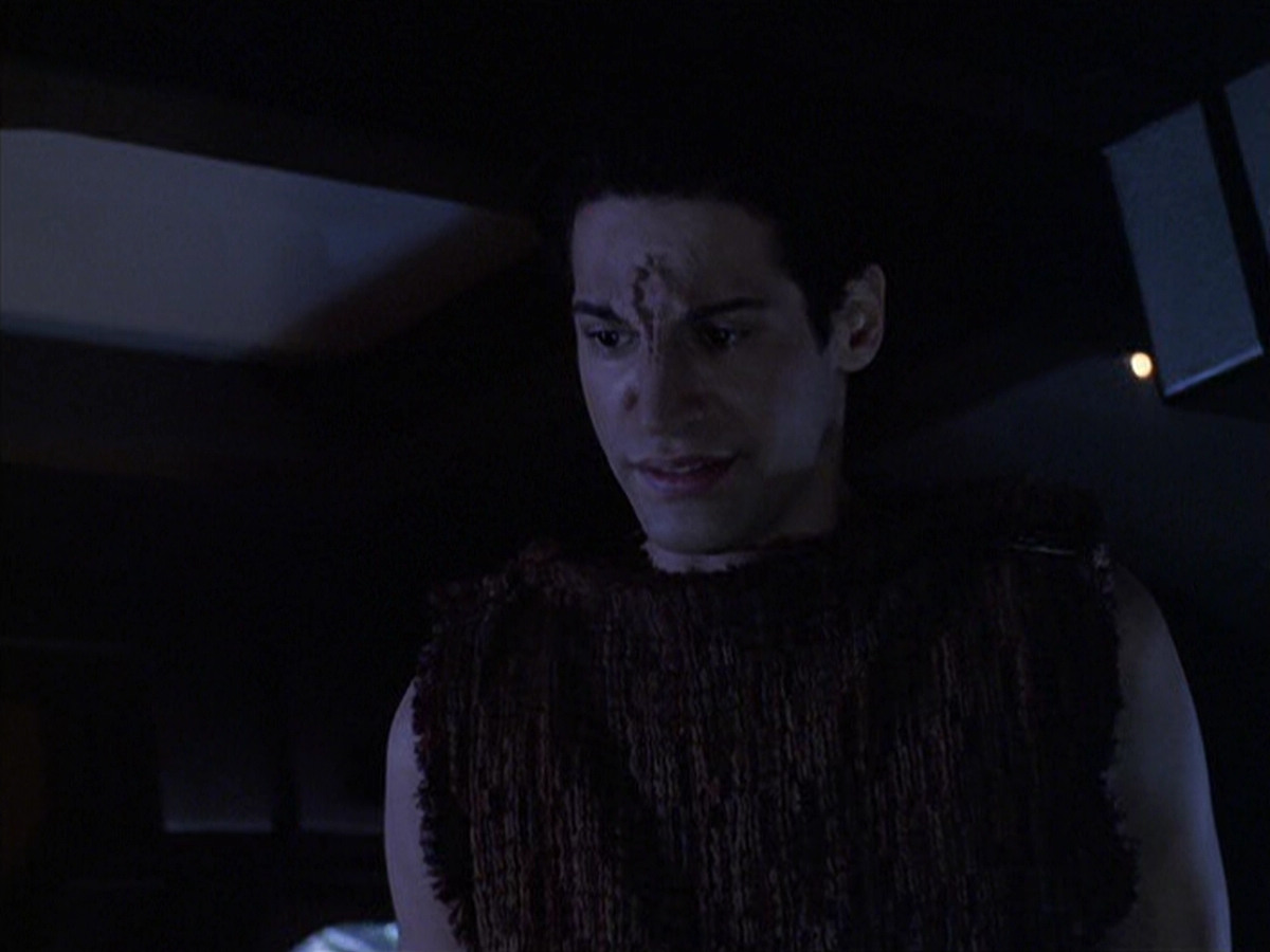 extant_StarTrek_VOY_6x22-Muse_01467.jpg