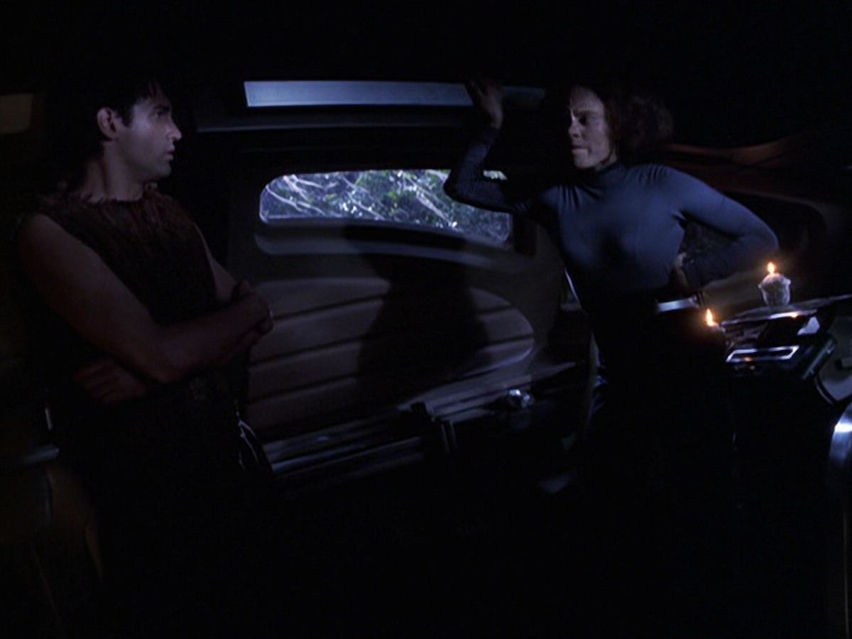 extant_StarTrek_VOY_6x22-Muse_01526.jpg