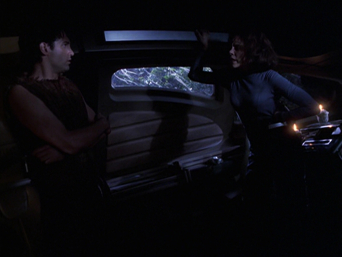 extant_StarTrek_VOY_6x22-Muse_01527.jpg