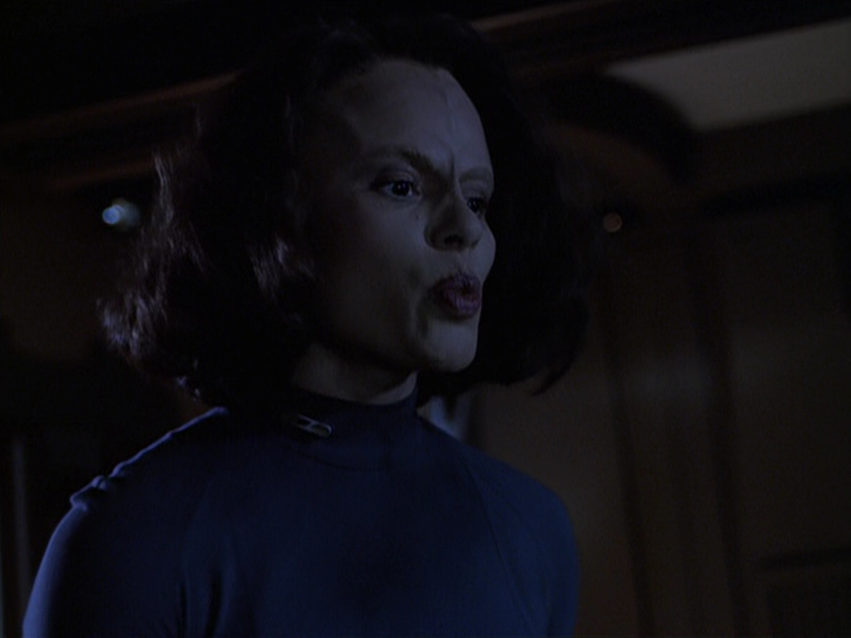 extant_StarTrek_VOY_6x22-Muse_01552.jpg