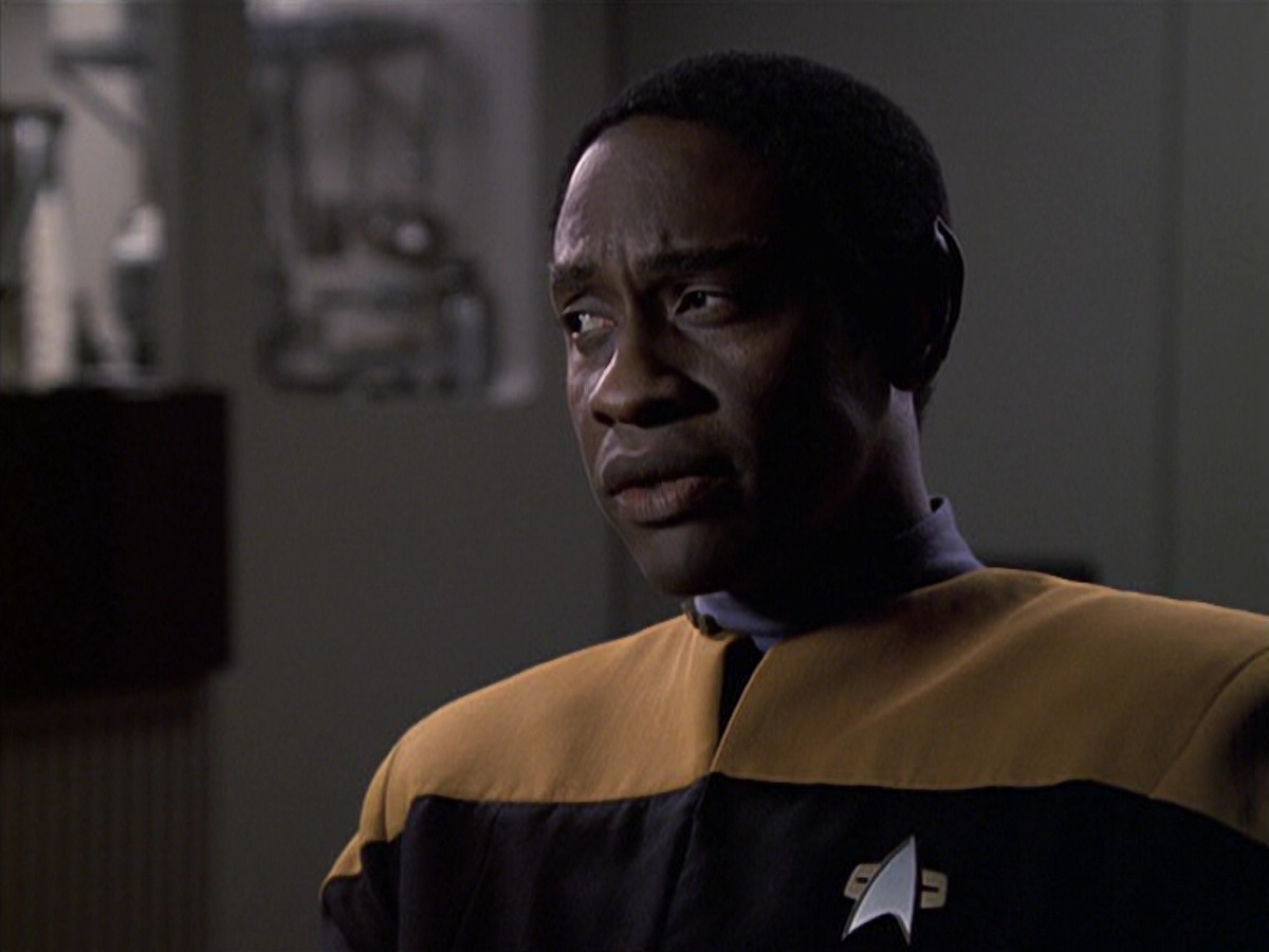 extant_StarTrek_VOY_6x22-Muse_01646.jpg