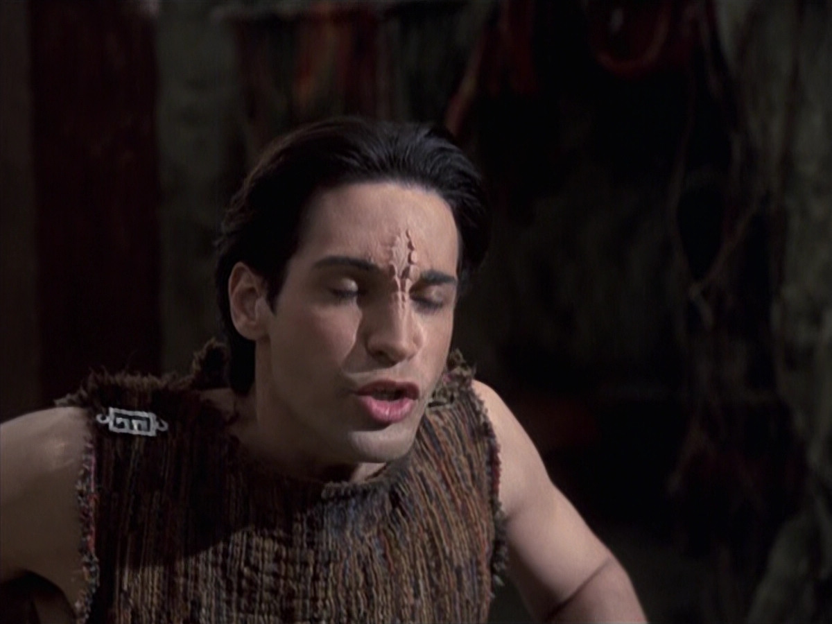 extant_StarTrek_VOY_6x22-Muse_01710.jpg