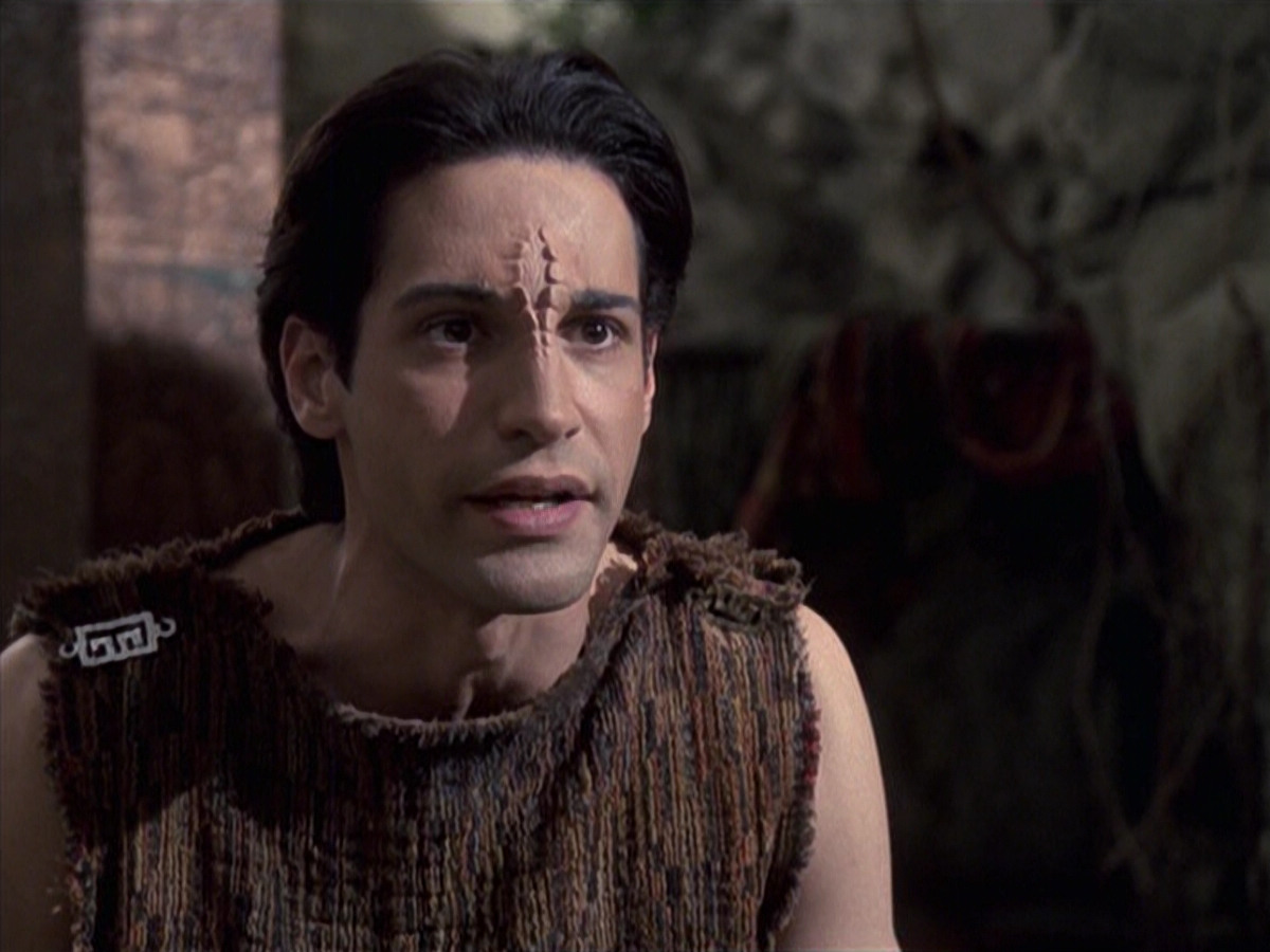extant_StarTrek_VOY_6x22-Muse_01755.jpg