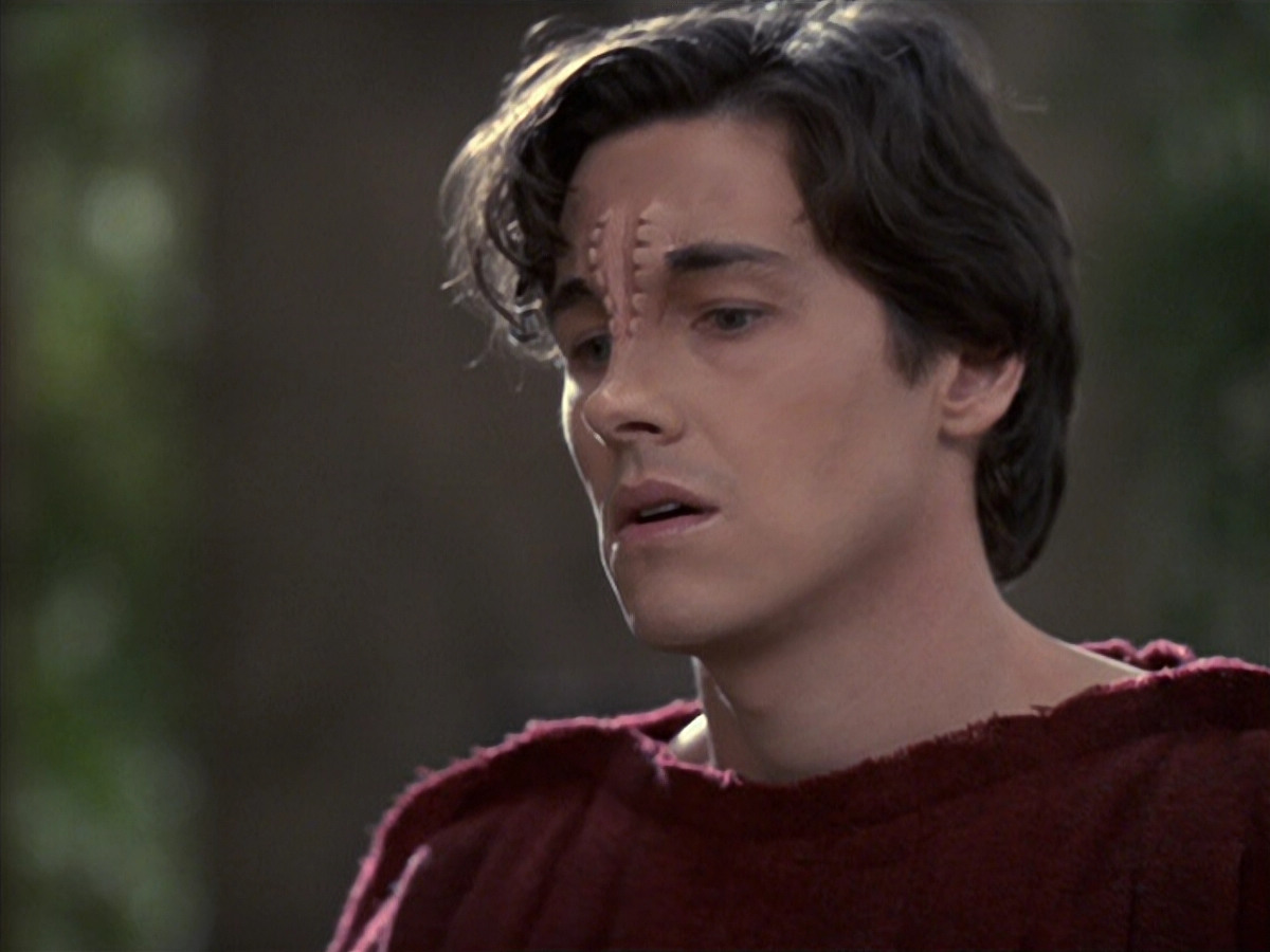 extant_StarTrek_VOY_6x22-Muse_01761.jpg