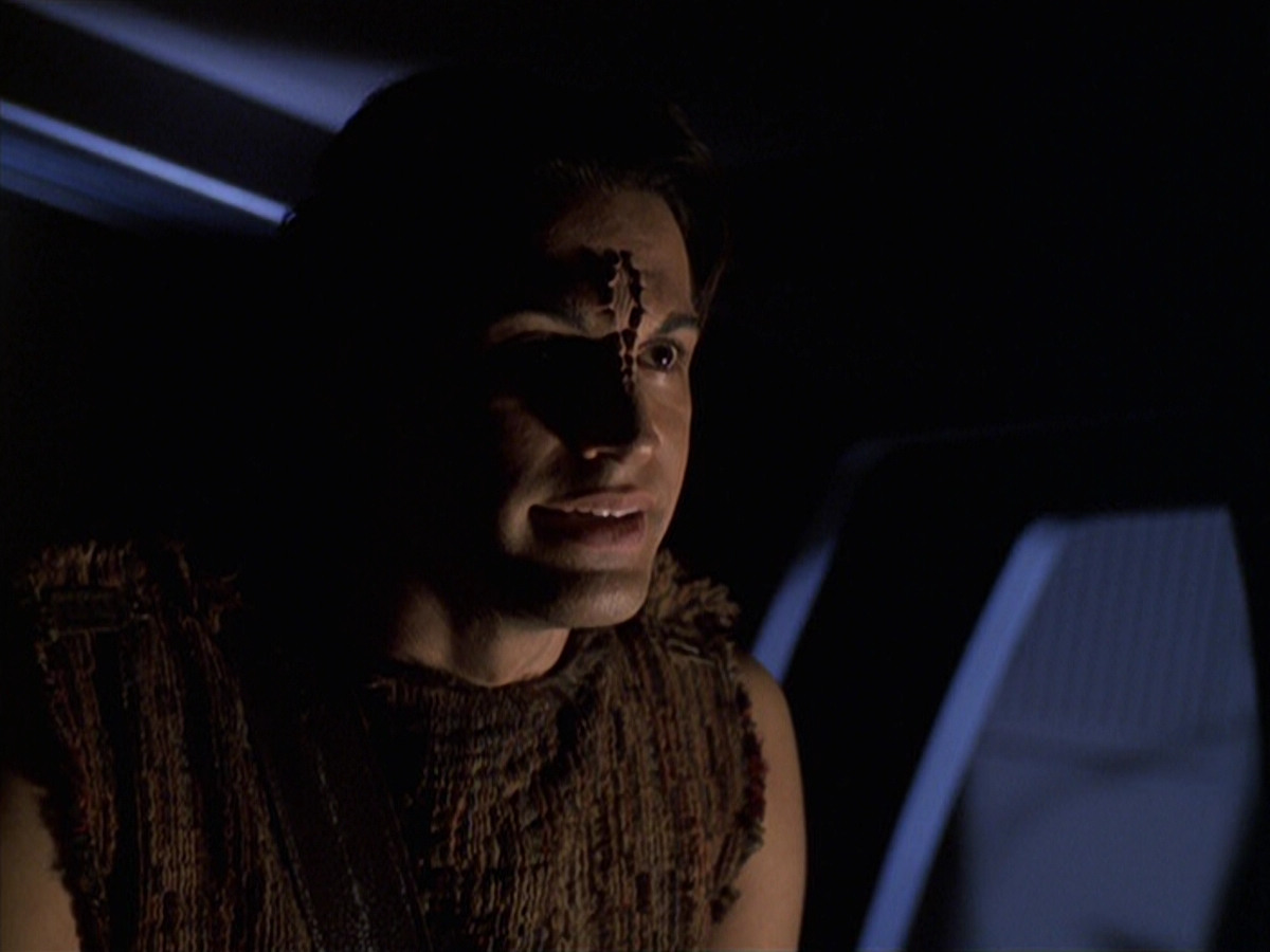 extant_StarTrek_VOY_6x22-Muse_01845.jpg