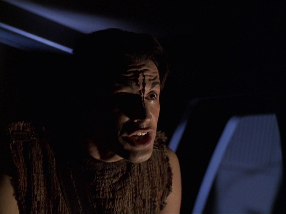 extant_StarTrek_VOY_6x22-Muse_01847.jpg