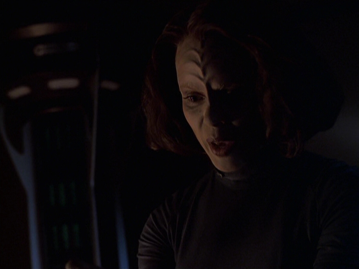 extant_StarTrek_VOY_6x22-Muse_01851.jpg