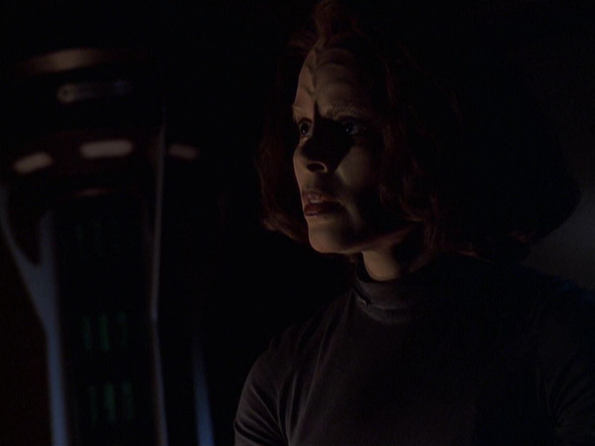 extant_StarTrek_VOY_6x22-Muse_01856.jpg