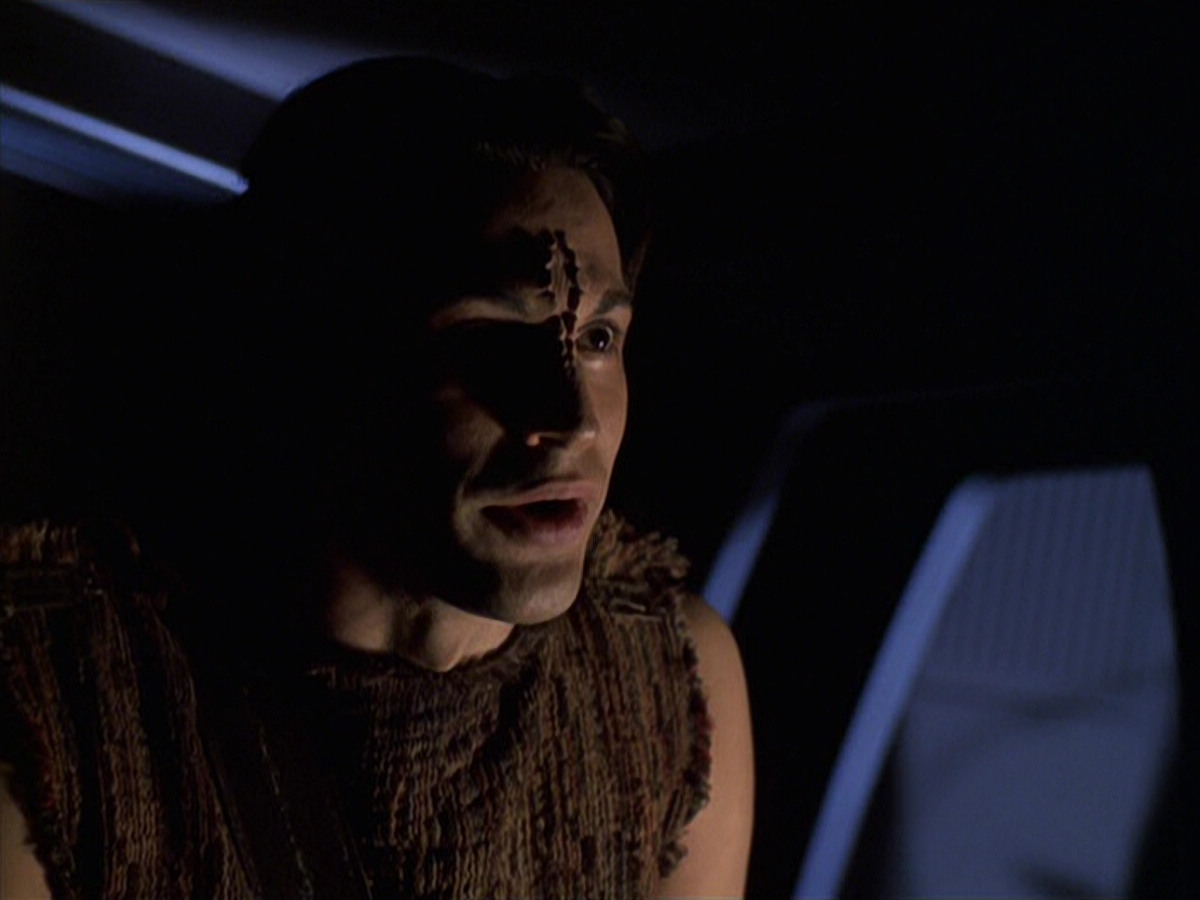 extant_StarTrek_VOY_6x22-Muse_01867.jpg