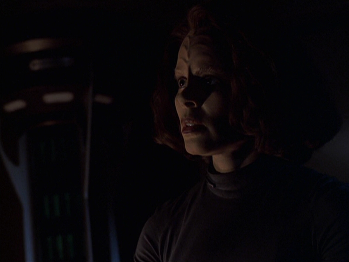 extant_StarTrek_VOY_6x22-Muse_01868.jpg