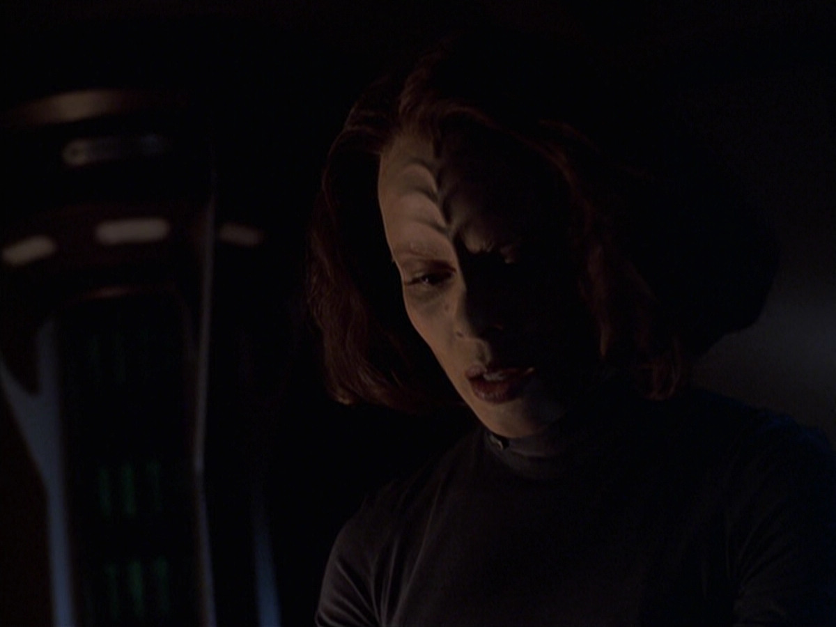 extant_StarTrek_VOY_6x22-Muse_01871.jpg