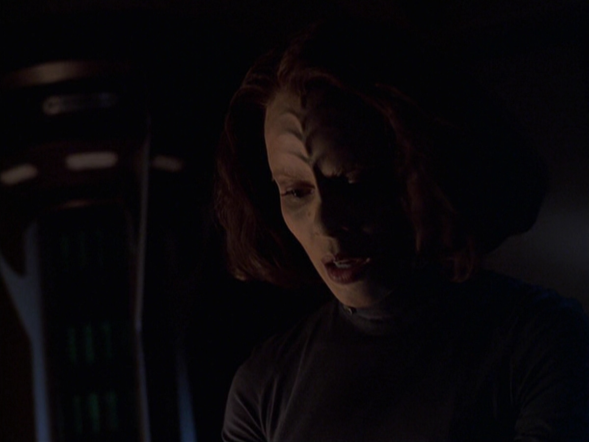 extant_StarTrek_VOY_6x22-Muse_01872.jpg