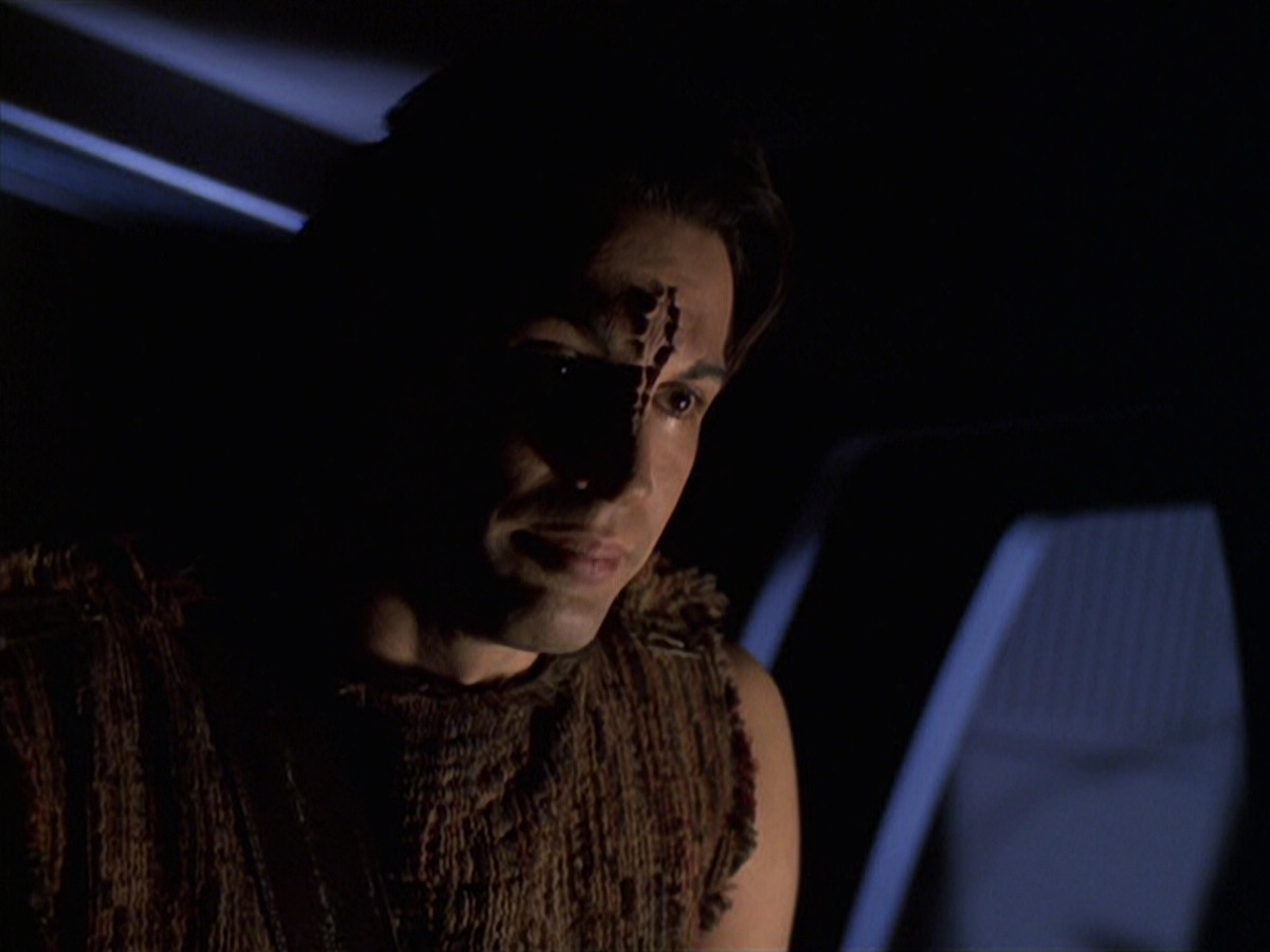 extant_StarTrek_VOY_6x22-Muse_01896.jpg