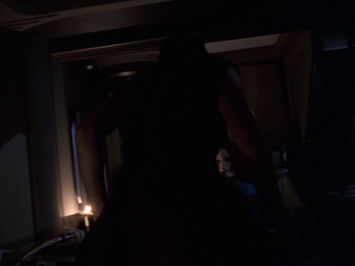 extant_StarTrek_VOY_6x22-Muse_01900.jpg
