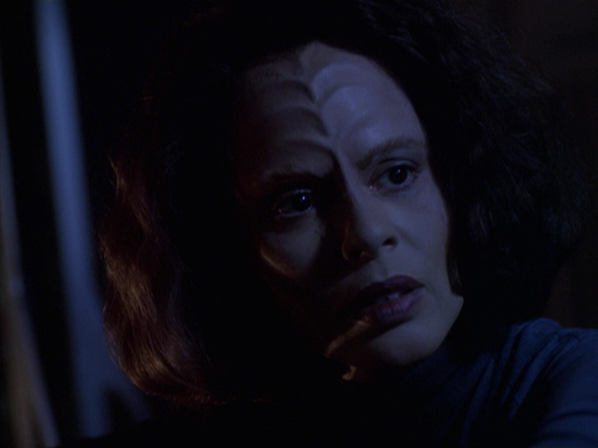 extant_StarTrek_VOY_6x22-Muse_01923.jpg