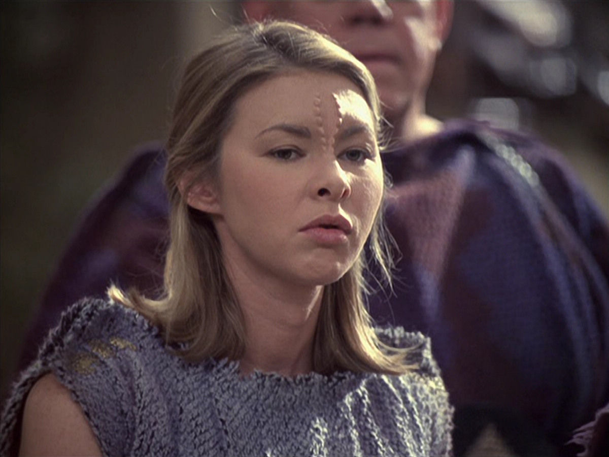 extant_StarTrek_VOY_6x22-Muse_01940.jpg