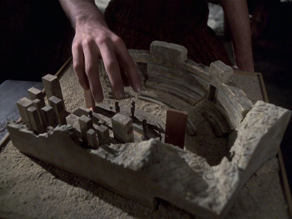 extant_StarTrek_VOY_6x22-Muse_01954.jpg