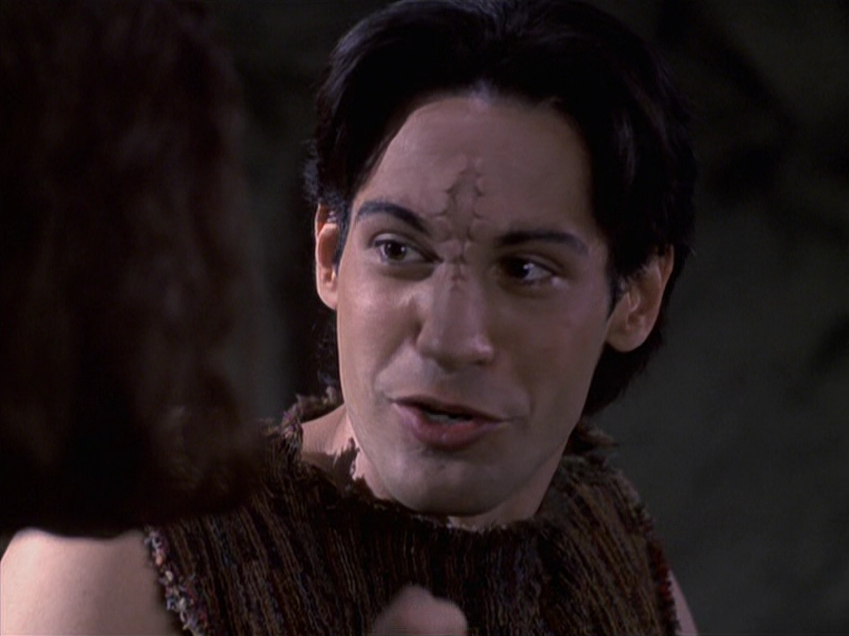 extant_StarTrek_VOY_6x22-Muse_02024.jpg
