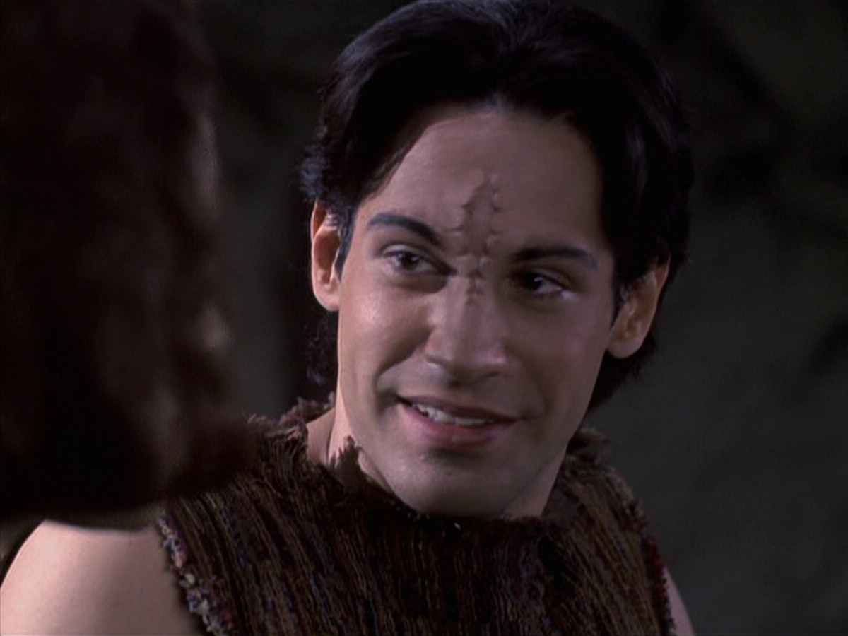 extant_StarTrek_VOY_6x22-Muse_02029.jpg