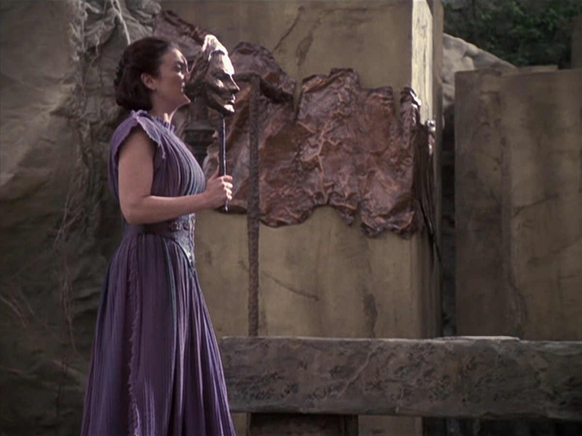 extant_StarTrek_VOY_6x22-Muse_02108.jpg