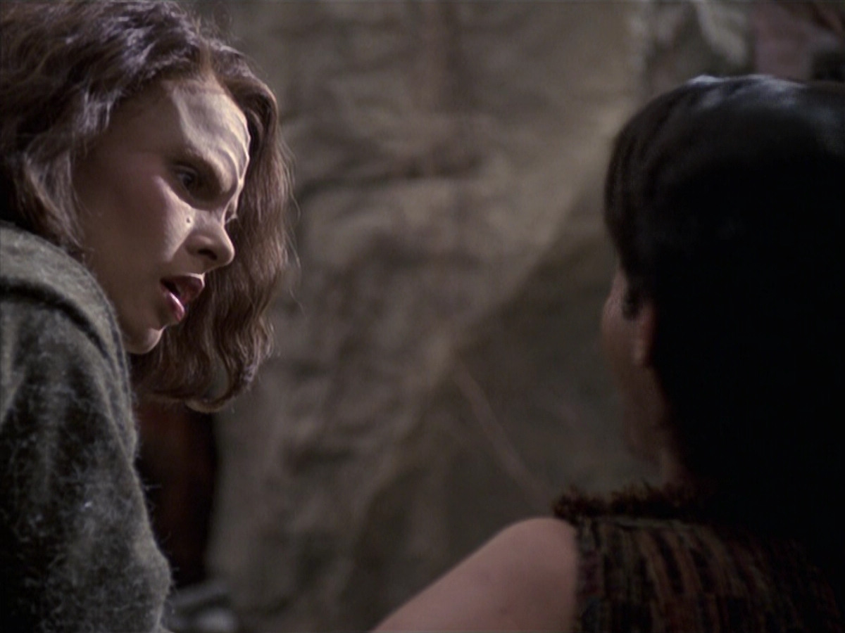 extant_StarTrek_VOY_6x22-Muse_02132.jpg