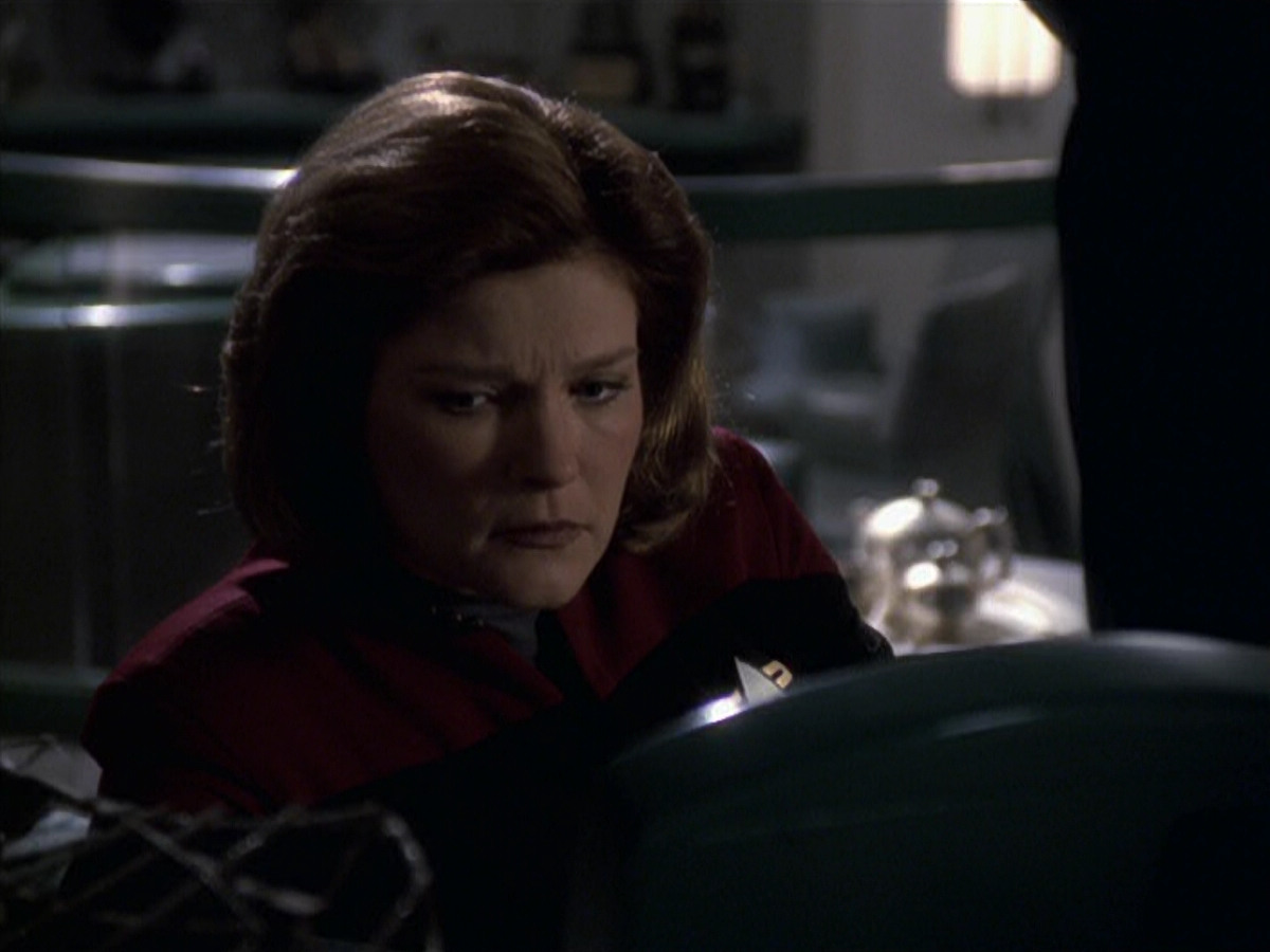 extant_StarTrek_VOY_6x22-Muse_02186.jpg