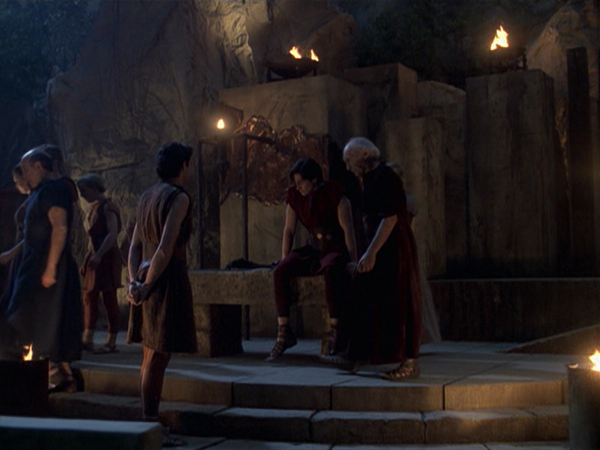 extant_StarTrek_VOY_6x22-Muse_02246.jpg