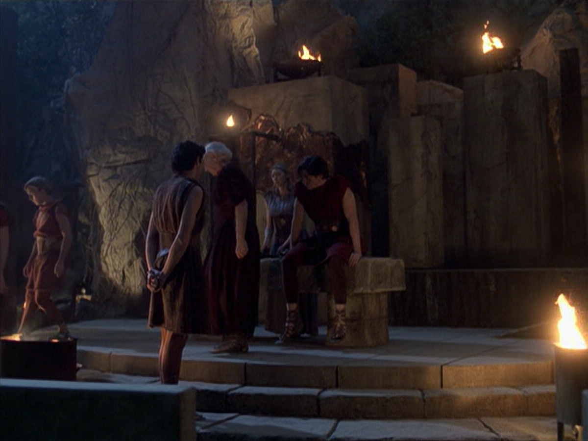 extant_StarTrek_VOY_6x22-Muse_02249.jpg