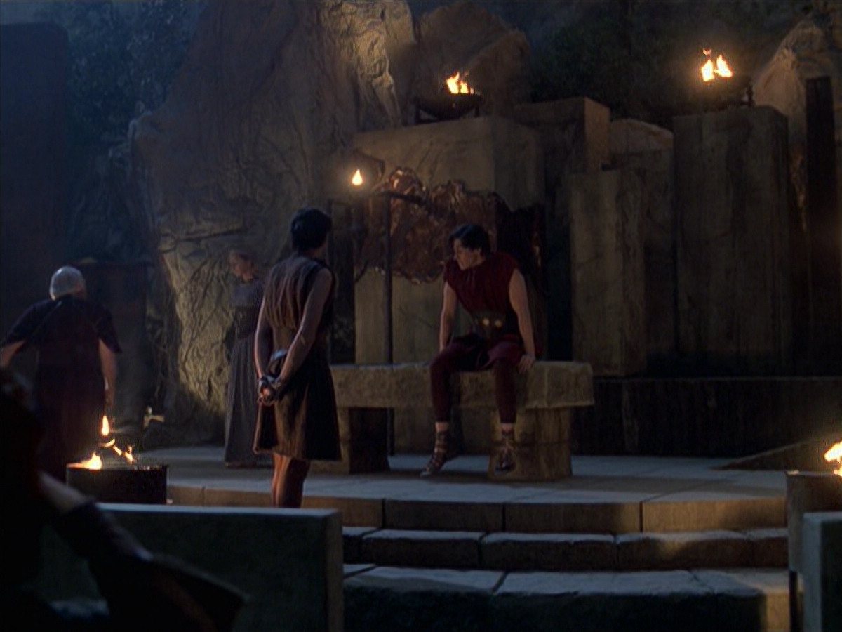 extant_StarTrek_VOY_6x22-Muse_02254.jpg