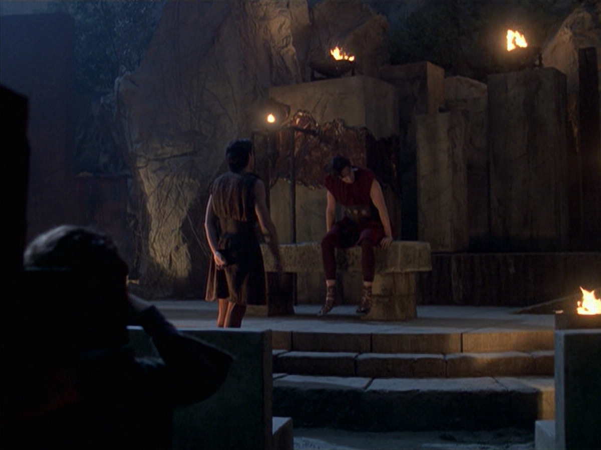 extant_StarTrek_VOY_6x22-Muse_02263.jpg