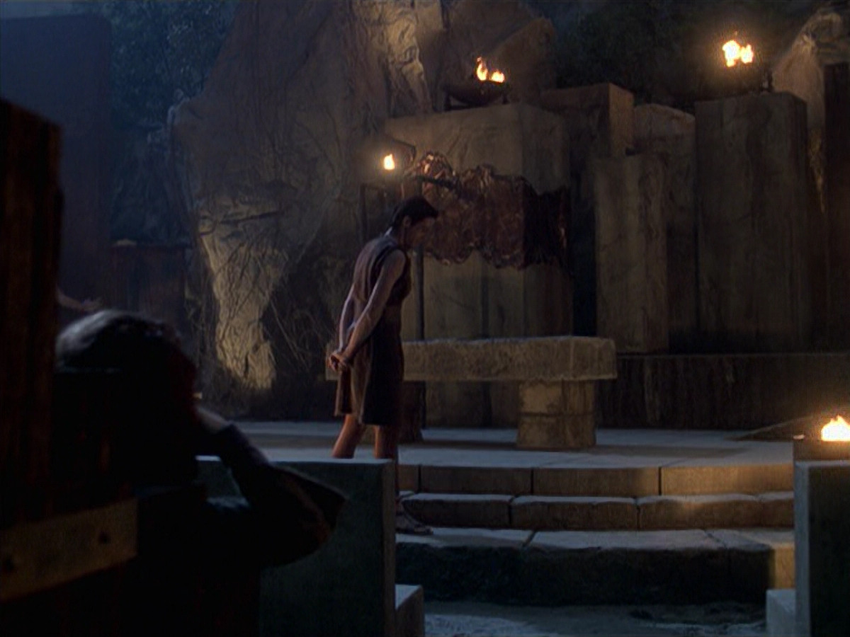 extant_StarTrek_VOY_6x22-Muse_02278.jpg