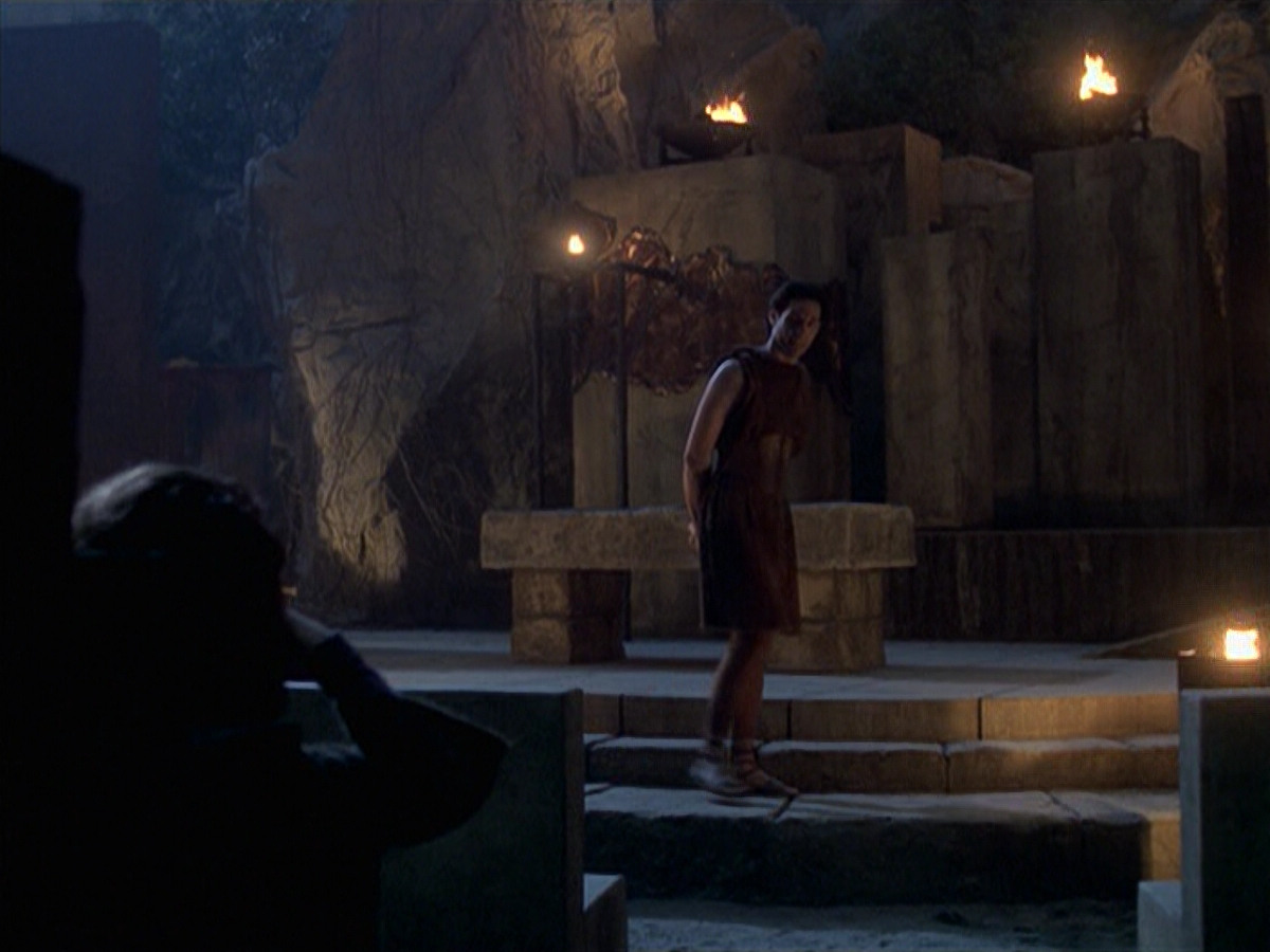 extant_StarTrek_VOY_6x22-Muse_02280.jpg