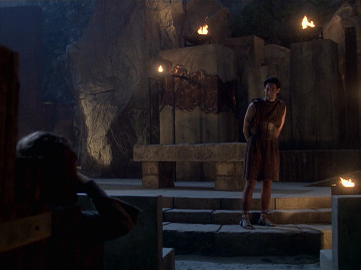 extant_StarTrek_VOY_6x22-Muse_02283.jpg